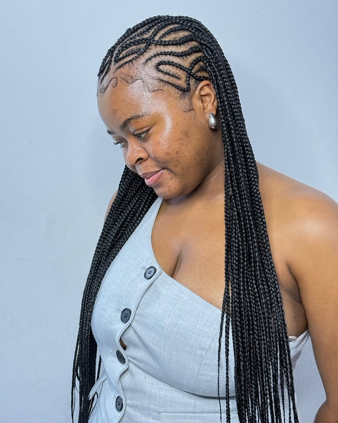 Long knotless braids side profile